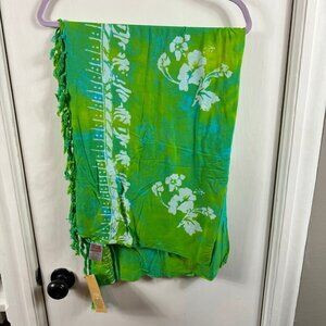 Wayan natural wear.  Blue/Green fringe wrap, beach coverup.  Hawaiian print